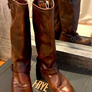 FRYE Veronica slouch boots size 7.5 B